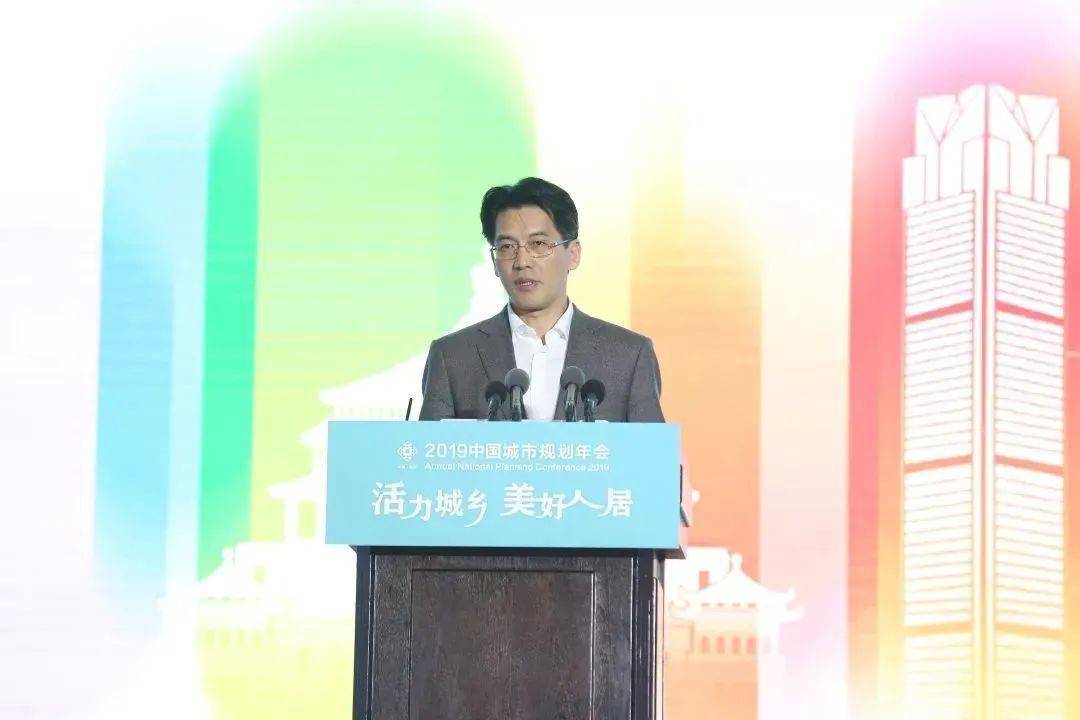 莊少勤最新高科技產品，科技與生活的無縫融合新典范