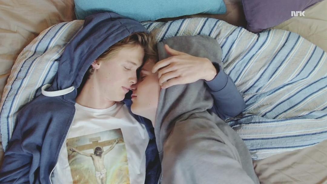 關于涉黃問題的自然美景探索之旅的探討與反思