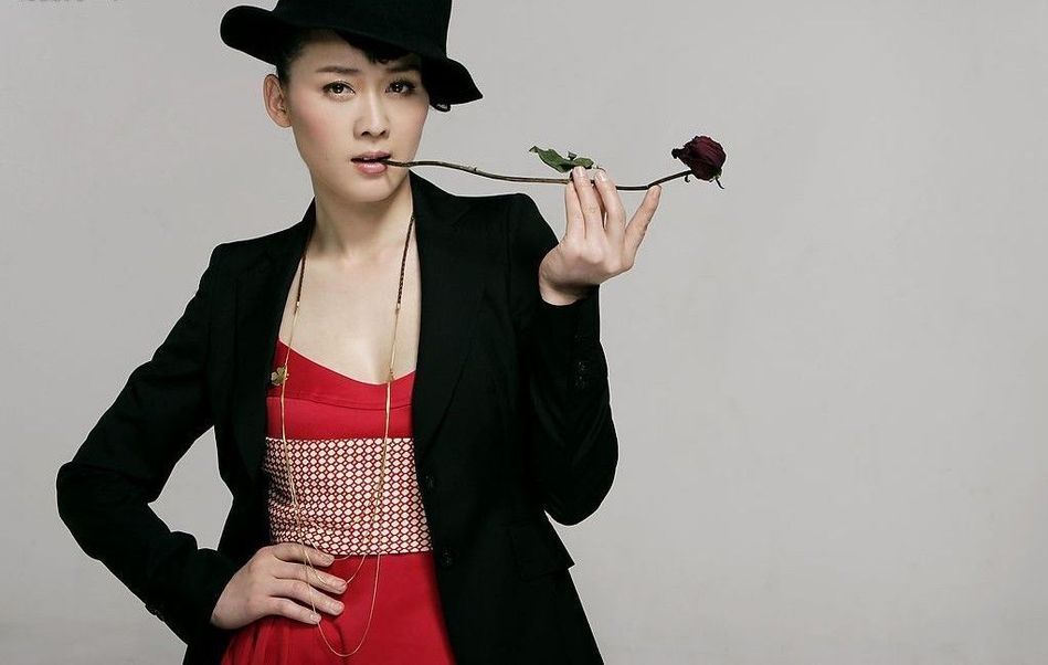 演員李琳的詳細(xì)個(gè)人資料簡(jiǎn)介