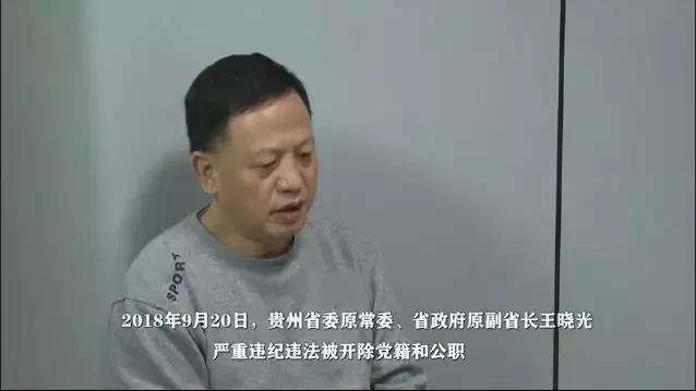 小巷深處的寶藏，曾股票特色小店的奇遇