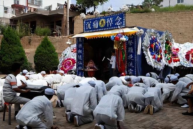 河南葬禮習俗新探，與自然美景相伴的告別之旅